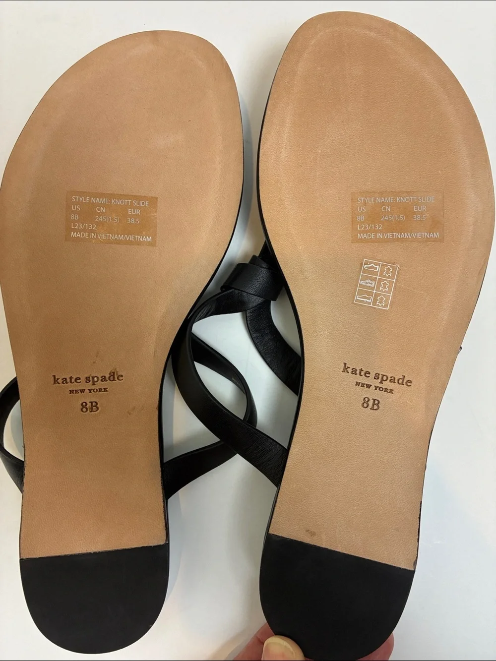 Kate Spade Knott Slide Sandals Black Leather Flip Flops Size 8 NWOB Vacation